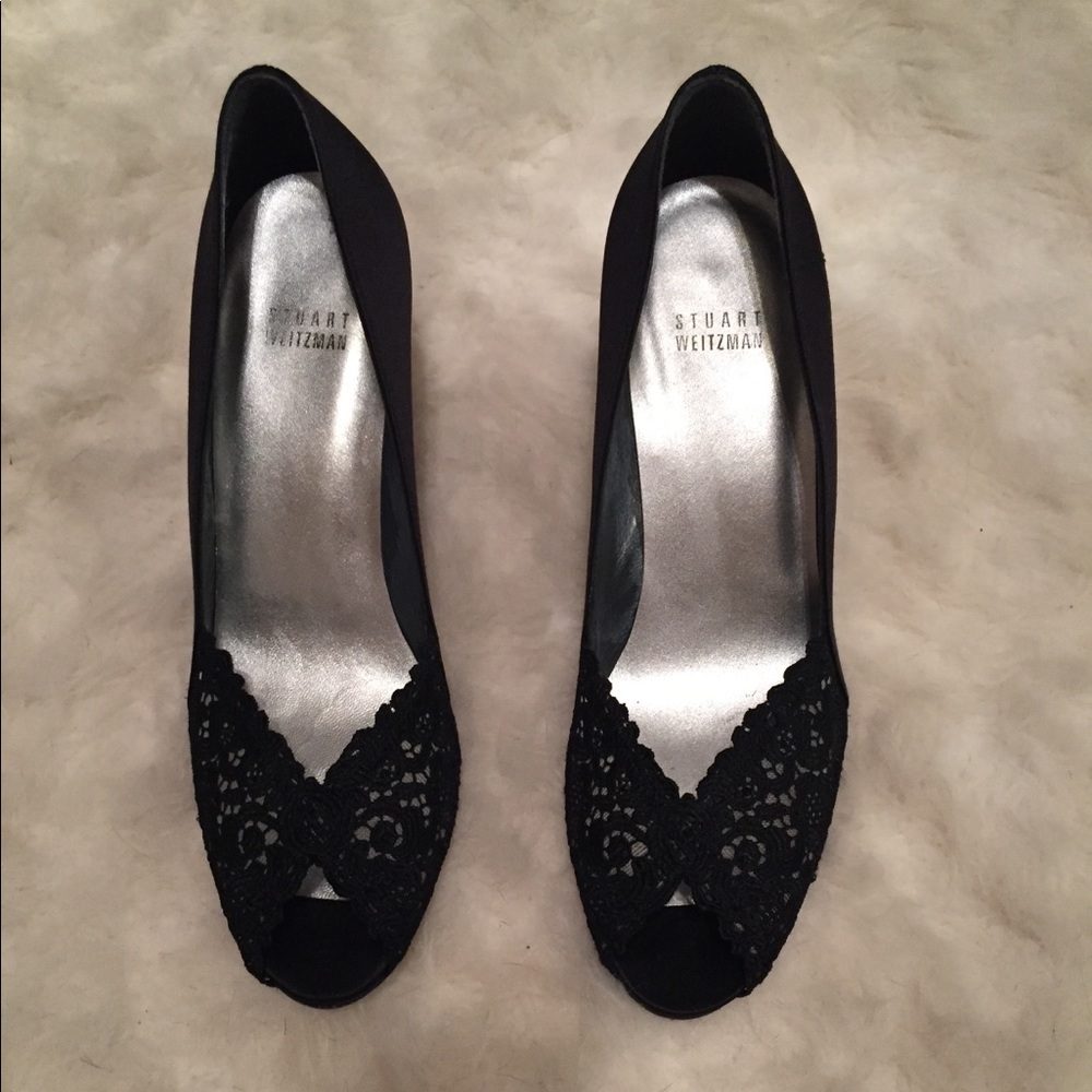 Stuart Weitzman Chantilly Lace Peep-Toe Pump